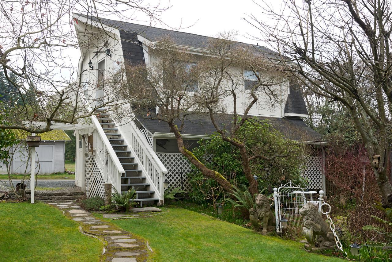 Five Seasuns Bed And Breakfast Port Angeles Exterior photo